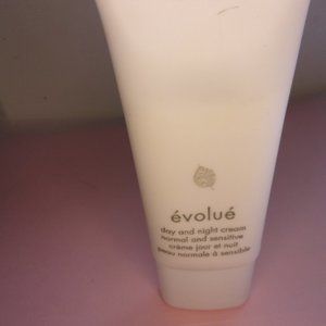 Evolue Day & Night Cream New
